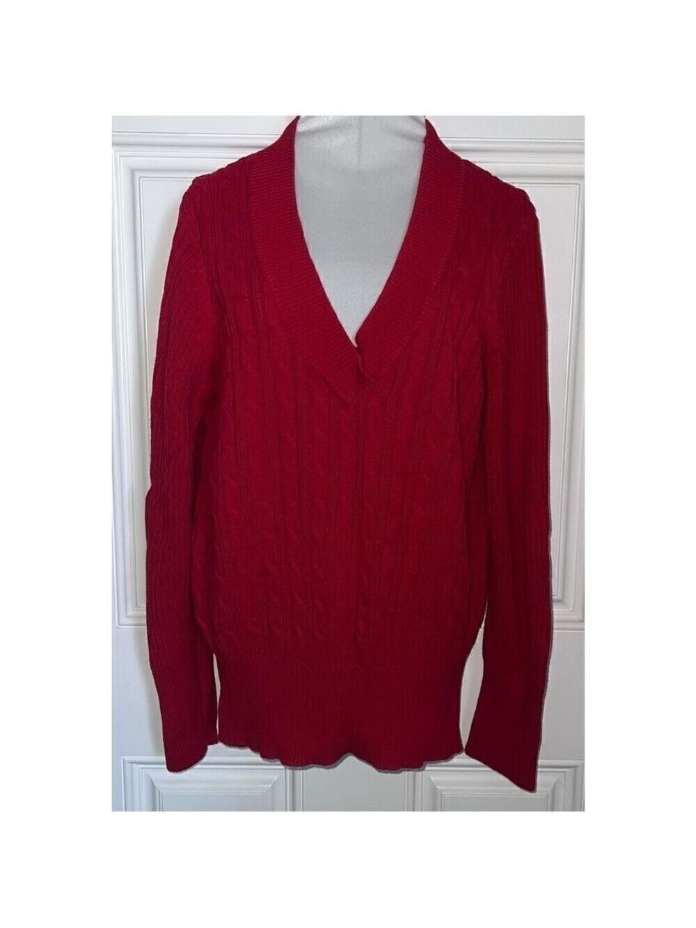 Bundle of 3 Cable Knit V Neck Sweaters (1X) - Picture 2 of 14